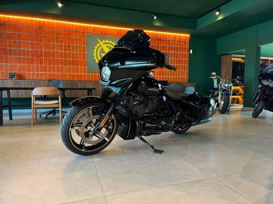 HARLEY-DAVIDSON STREET GLIDE HARLEY-DAVIDSON STREET GLIDE
